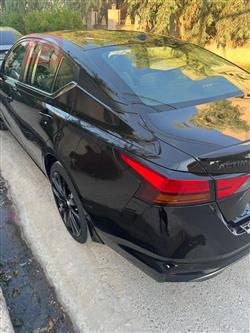 نیسان ئەلتیما